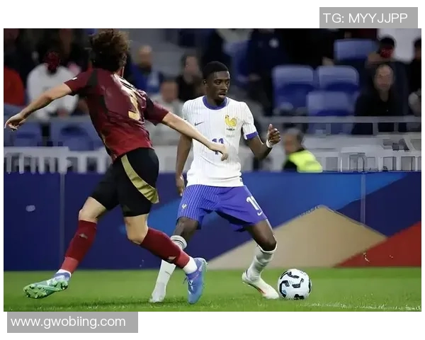 米兰锋线抉择：考虑引进巴萨前锋登贝莱，竟然能够与伊布搭档？